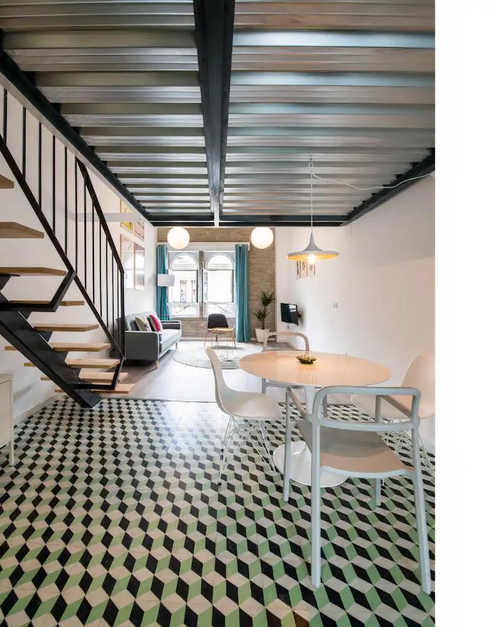 Pop Art Feria Luminoso Duplex Con Terraza Privada Apartment Seville Exterior photo